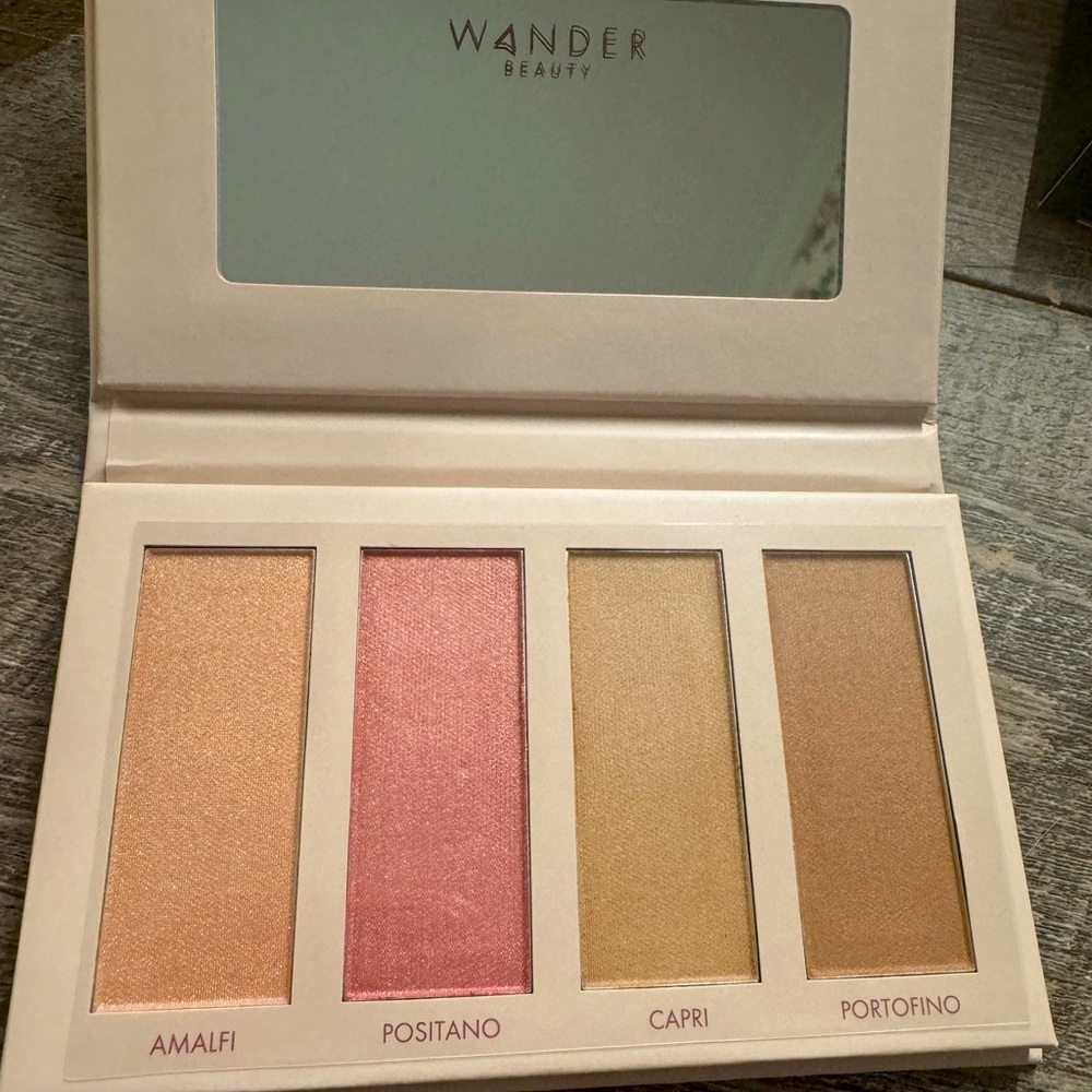 Wander Blush and Bronzer Palette